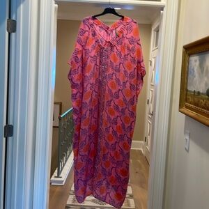 Anthropologie pink caftan (bw)